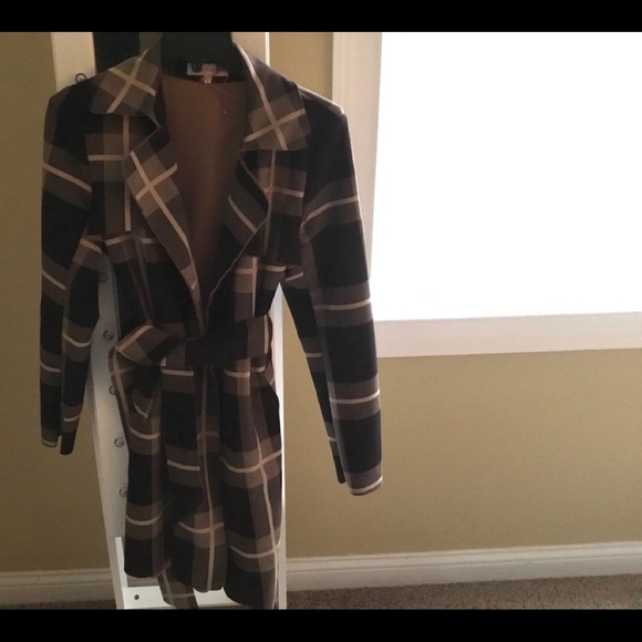 Coat - Picture 2 of 2
